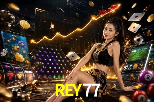 Una escena digital vívida inspirada en casino con REY77 mostrado prominentemente, luces brillantes, fichas, cartas y acentos dorados.